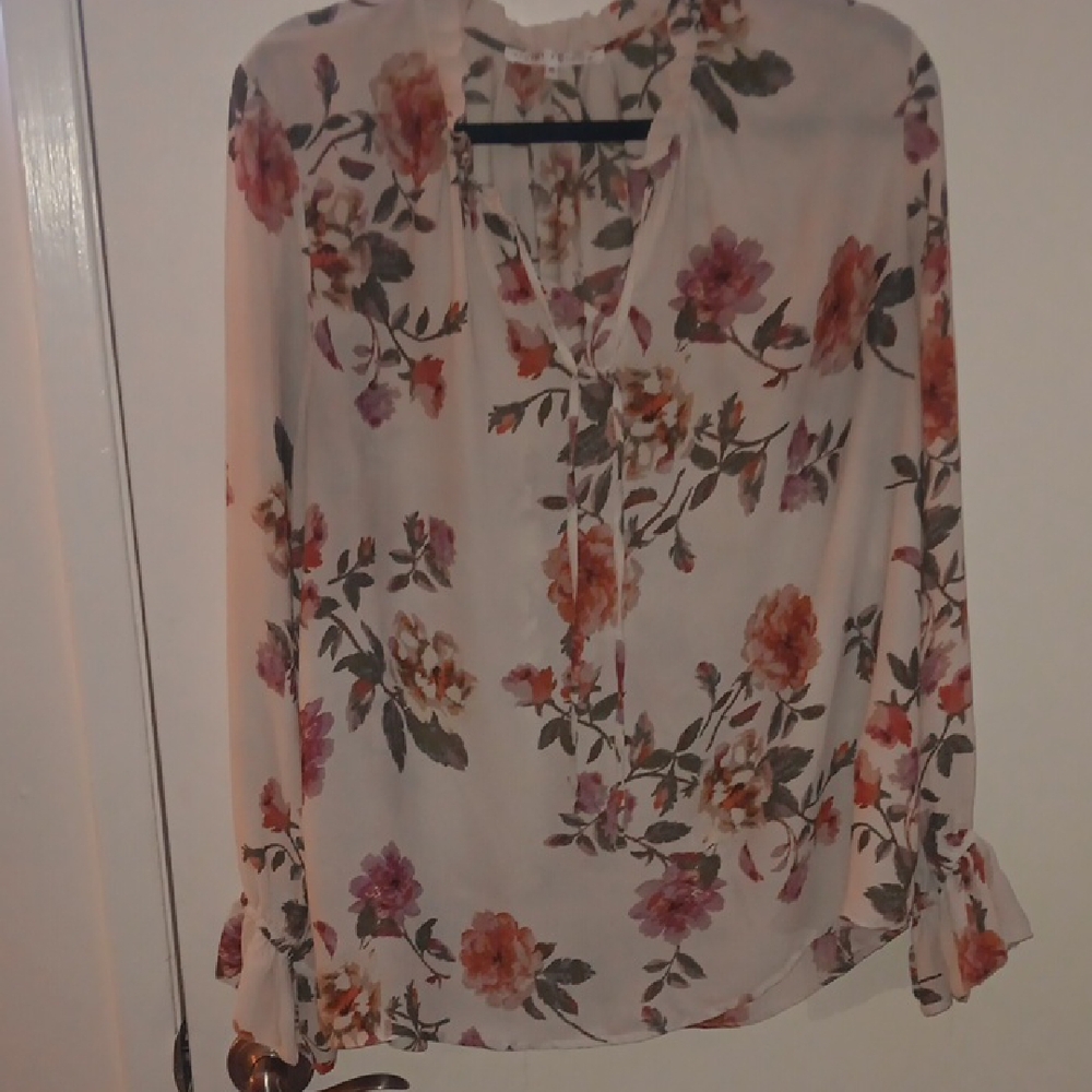 Violet & Claire Pink and Cream Floral Blouse